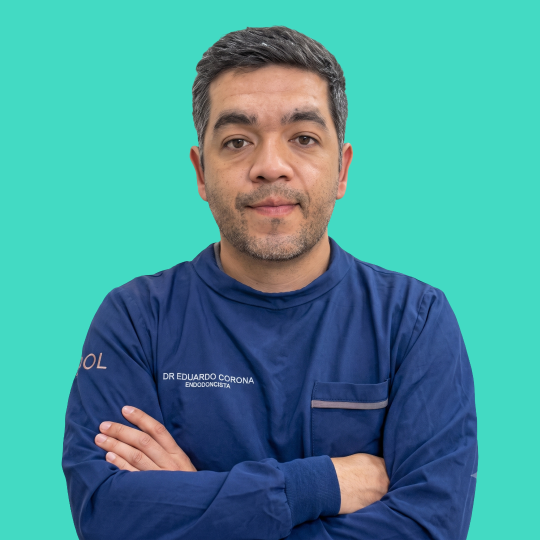 Dr. Eduardo Corona